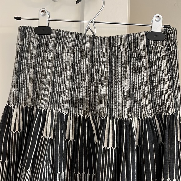 Nuno Co. Lenie/ Lenine Midi Skirt, one size, Black/white - Picture 10 of 10